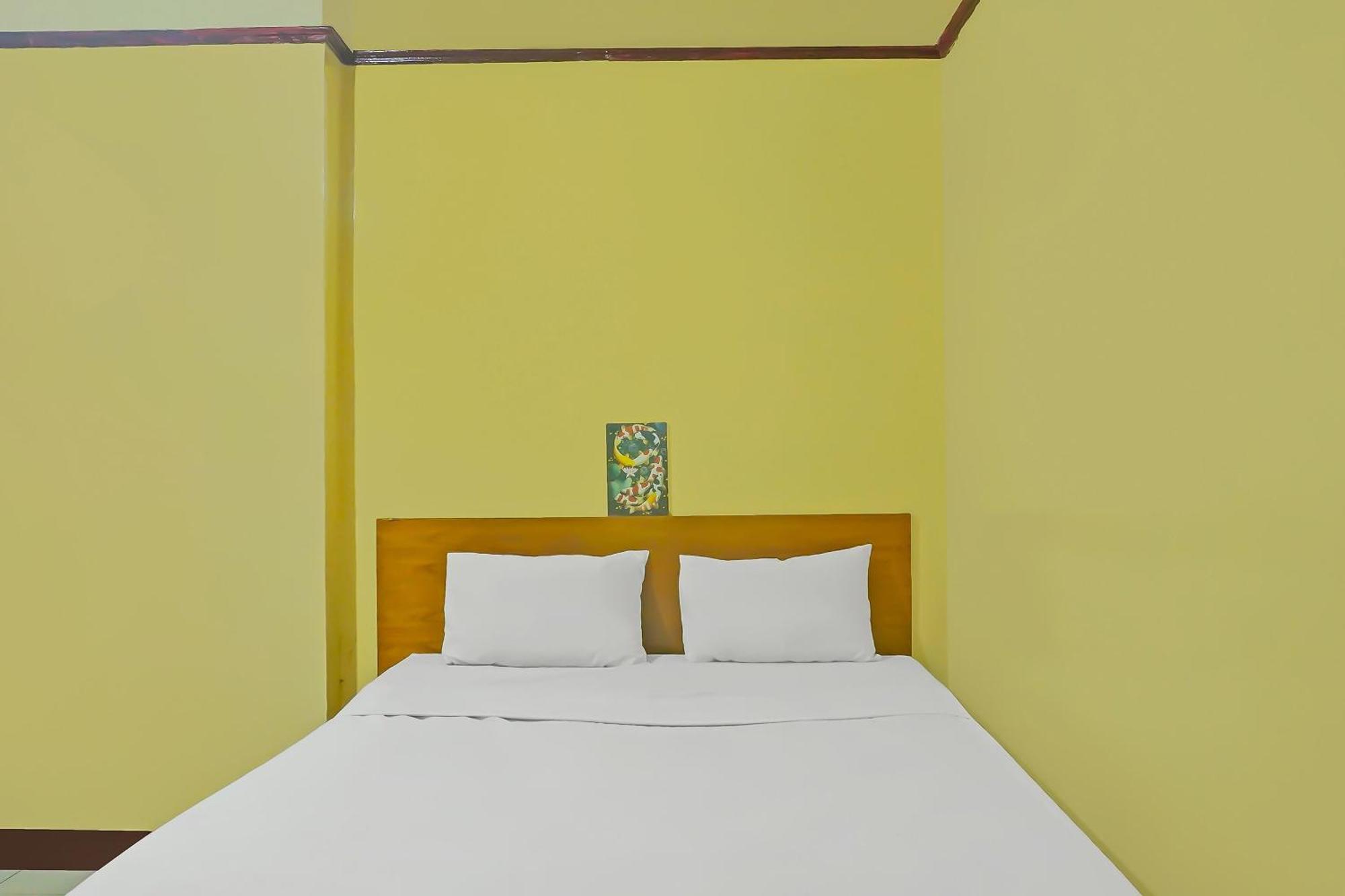 Spot On 92466 Adam Kost Syariahnearwisata Jembatan Barito Hotel Banjarmasin  Exterior foto