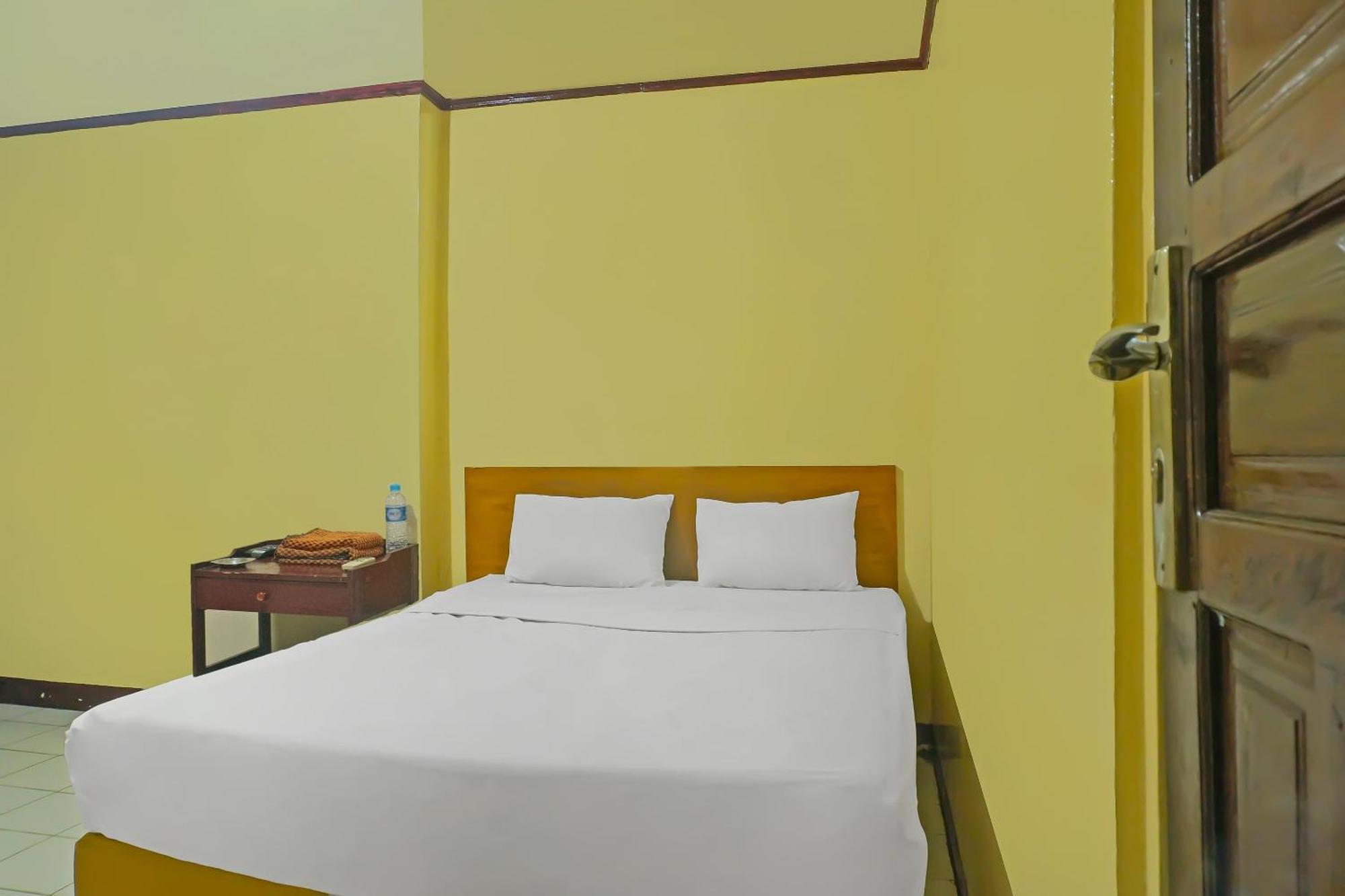Spot On 92466 Adam Kost Syariahnearwisata Jembatan Barito Hotel Banjarmasin  Exterior foto